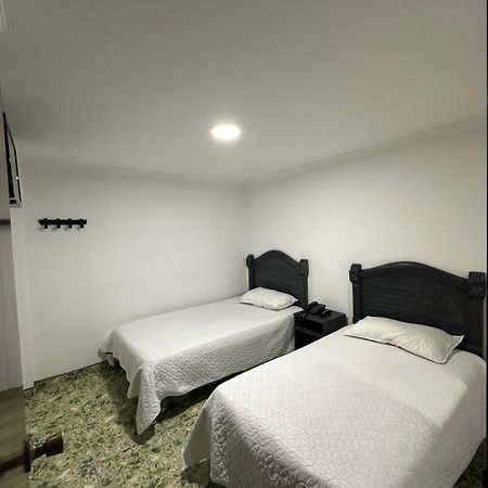 Hotel Nuevo Horizonte E.M.J Bogotá Eksteriør bilde
